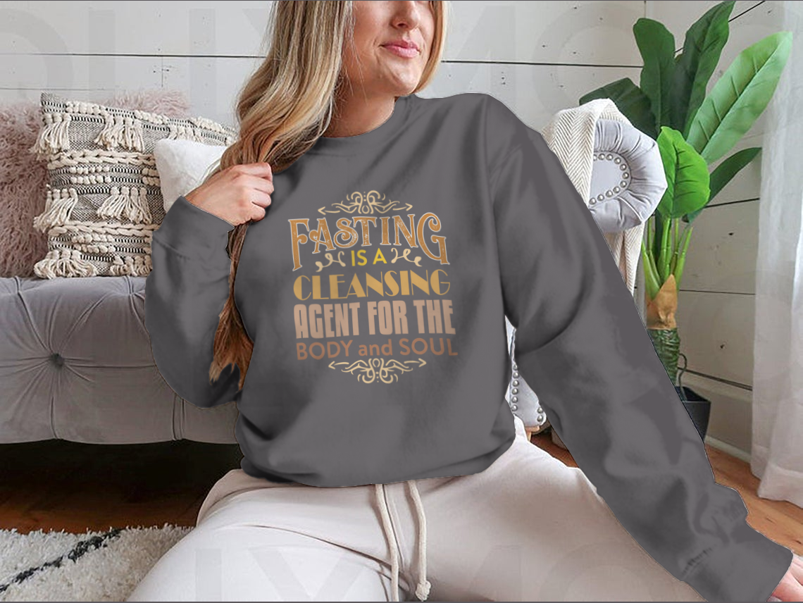 A comfortable Muslim Quote T-shirt featuring a saying about fasting, made from 100% cotton, displayed on a neutral background.