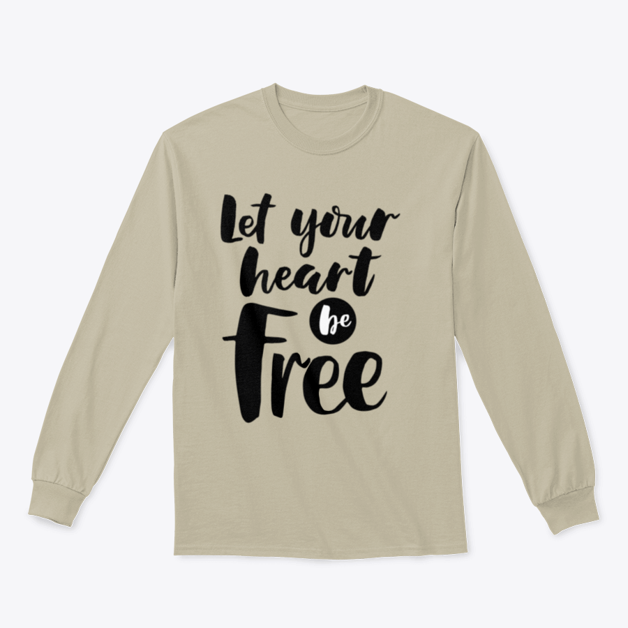 Inspirational lettering 'Let Your Heart Be Free' on a comfortable cotton fabric, perfect for travel enthusiasts.