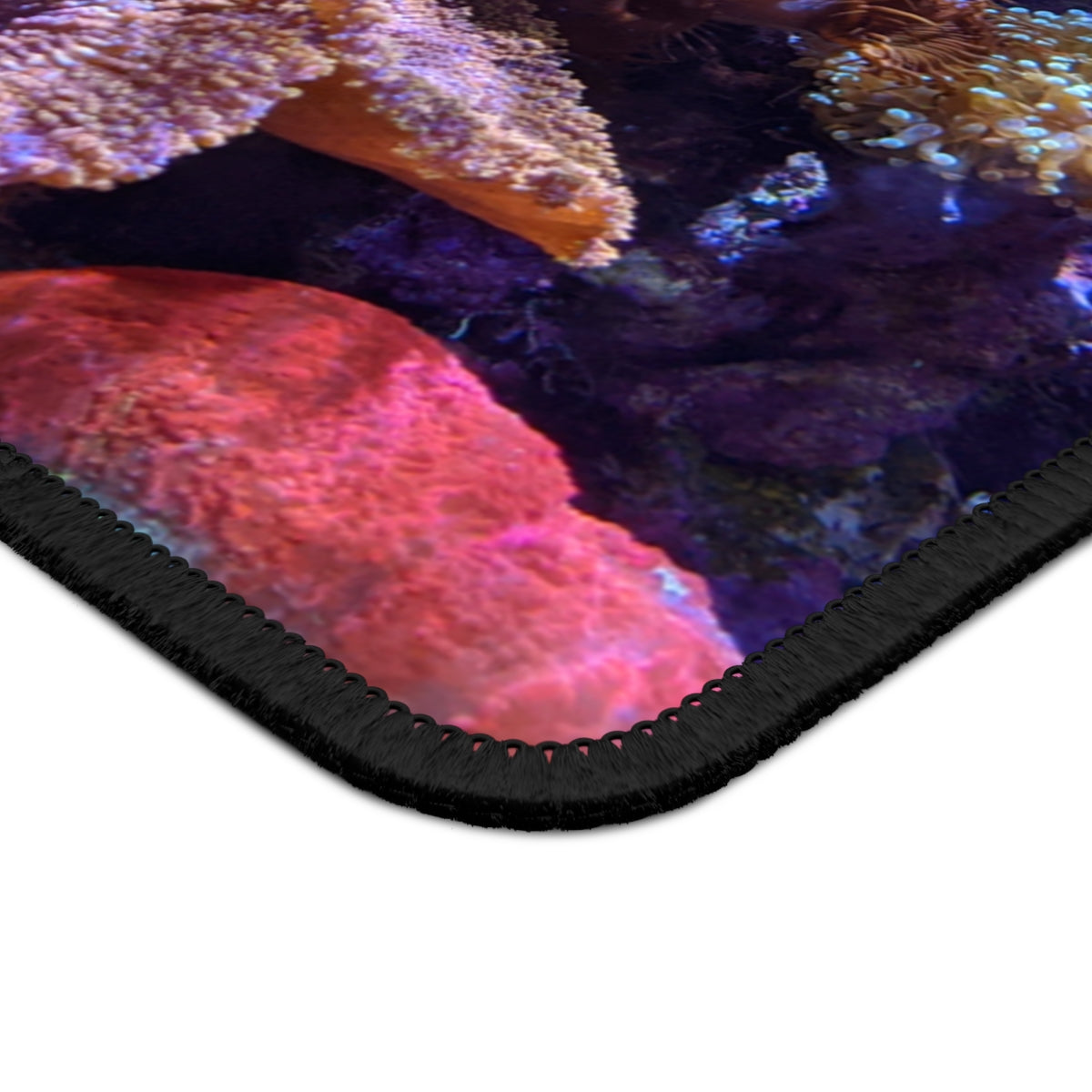 Aquarium Gaming Mouse Pad featuring vibrant aquatic designs, measuring 9x7 inches with stitched edges for durability.