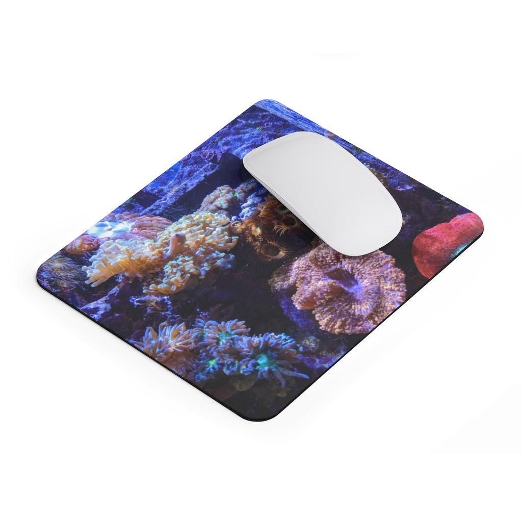 Aquarium Mouse Pad featuring vibrant marine life design and non-slip surface, perfect for enhancing desk aesthetics.