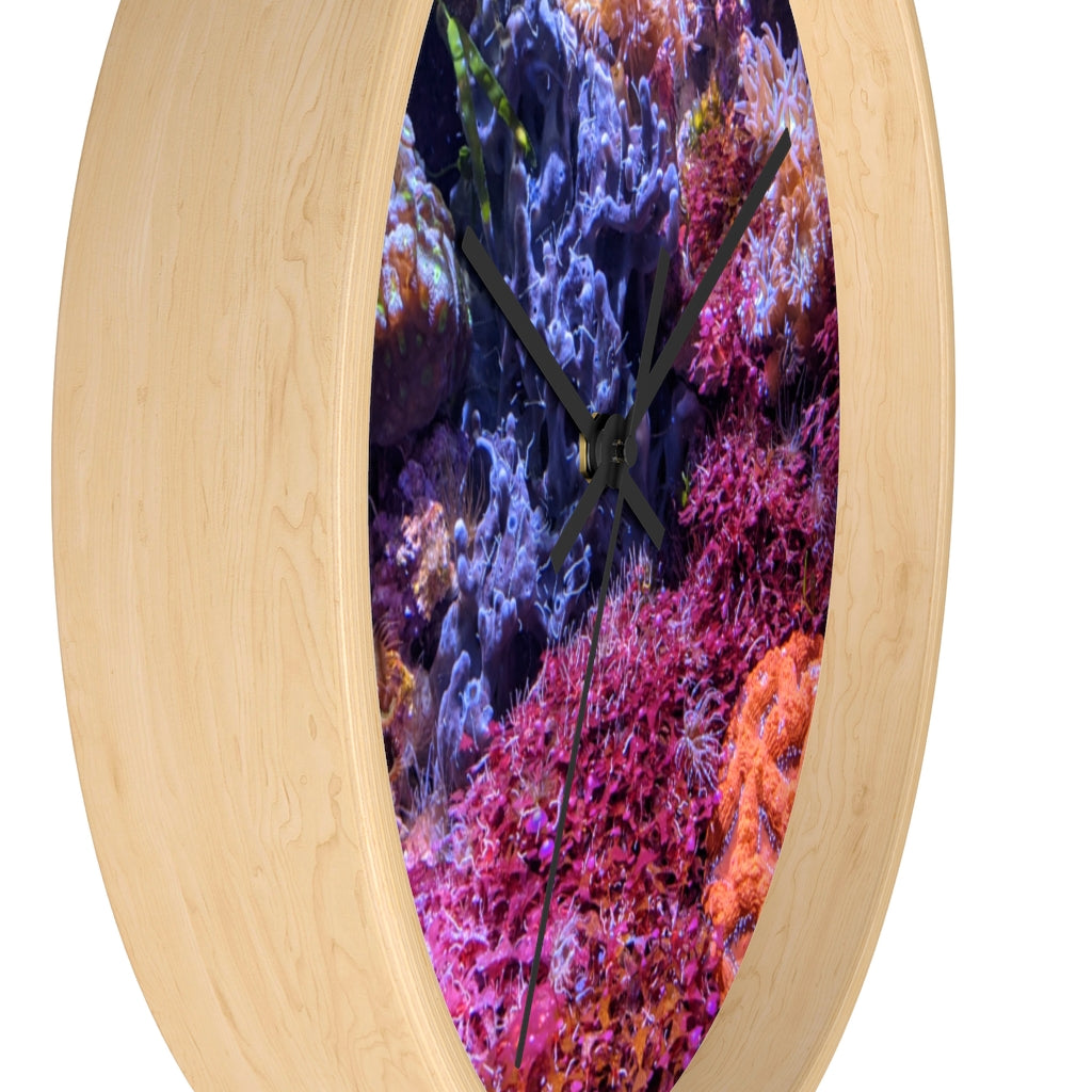 Aquarium Wall Clock featuring a wooden frame and plexiglass face, designed for indoor use with a silent mechanism.