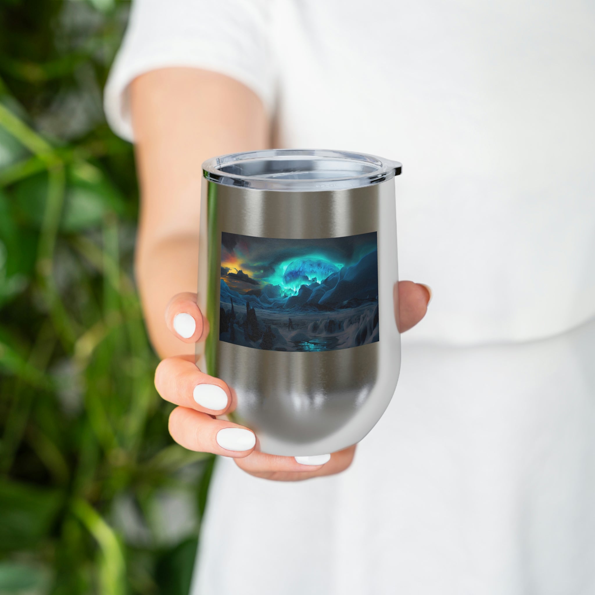 Arctic Wine Tumbler in stainless steel with a clear lid, showcasing its sleek design and double insulation for hot and cold beverages.