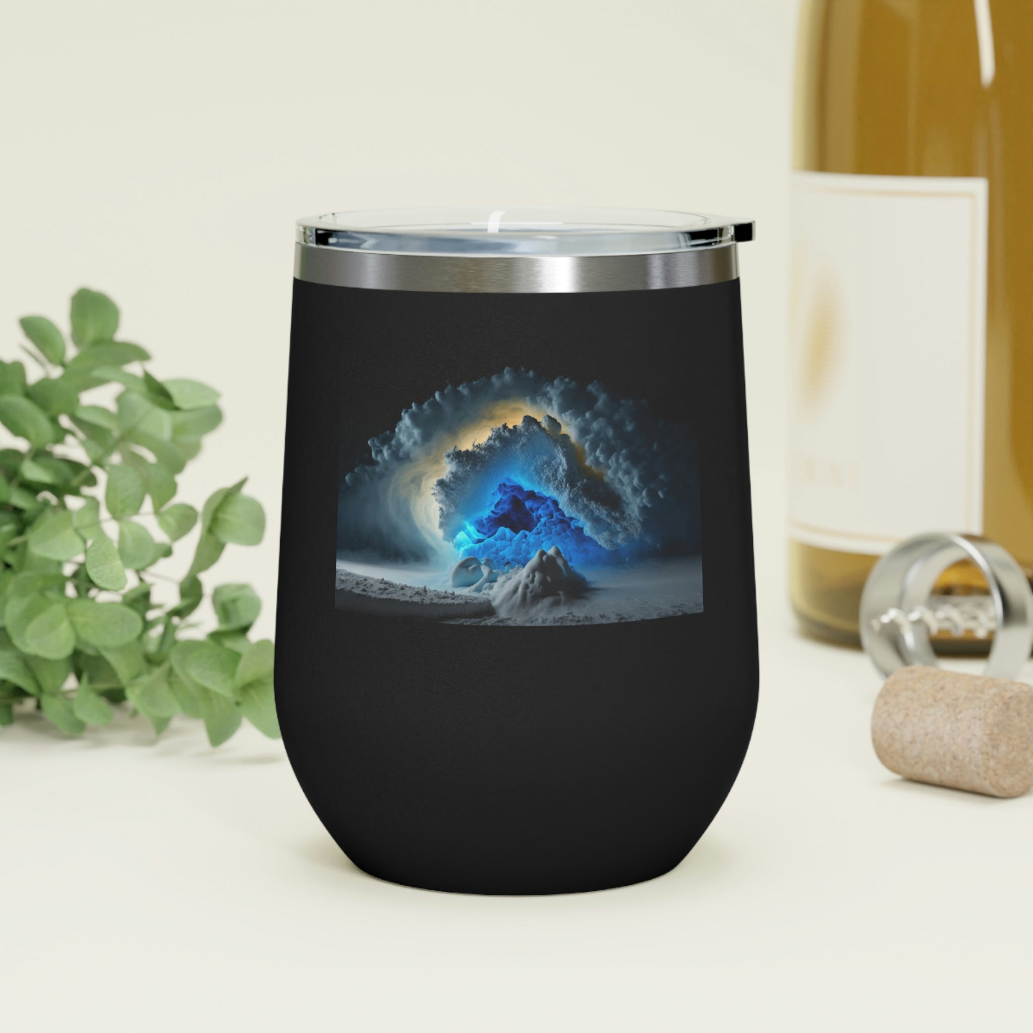 Arctic Wine Tumbler in stainless steel with a clear plastic lid, showcasing its stylish design and double-wall insulation.