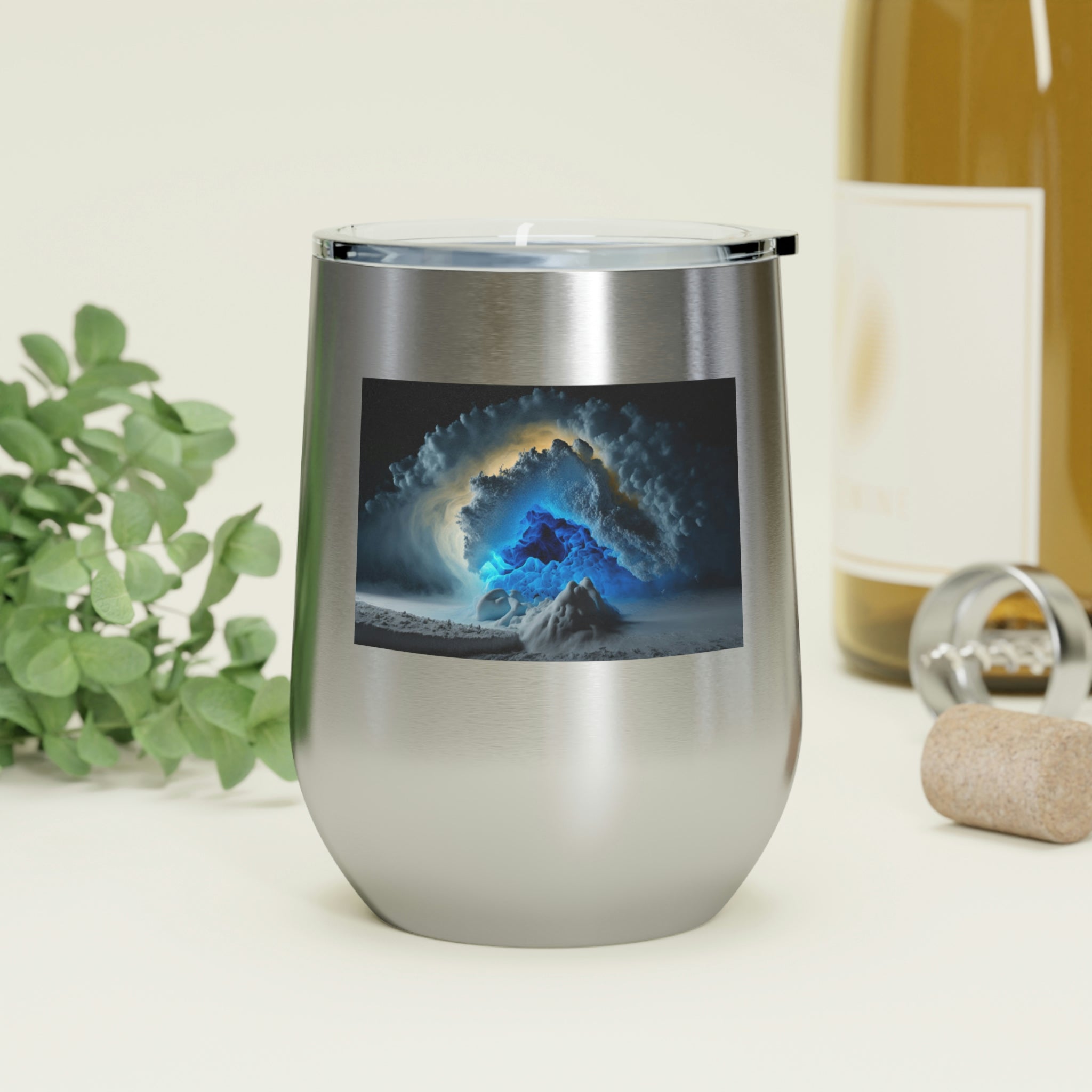 Arctic Wine Tumbler in stainless steel with a clear plastic lid, showcasing its stylish design and double-wall insulation.