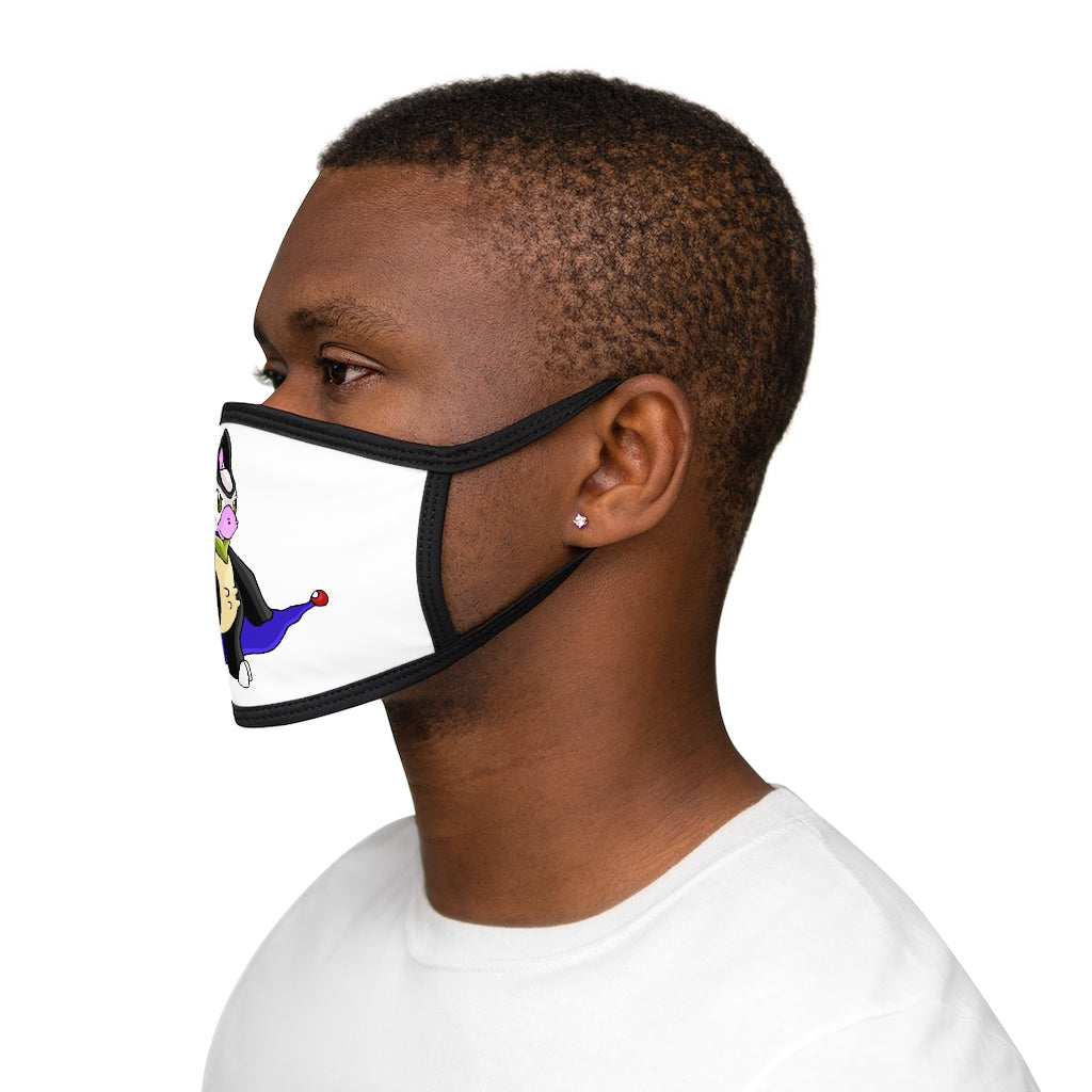 Bamryu Mixed-Fabric Face Mask featuring a black outer edge and earloops, made from polyester and cotton.