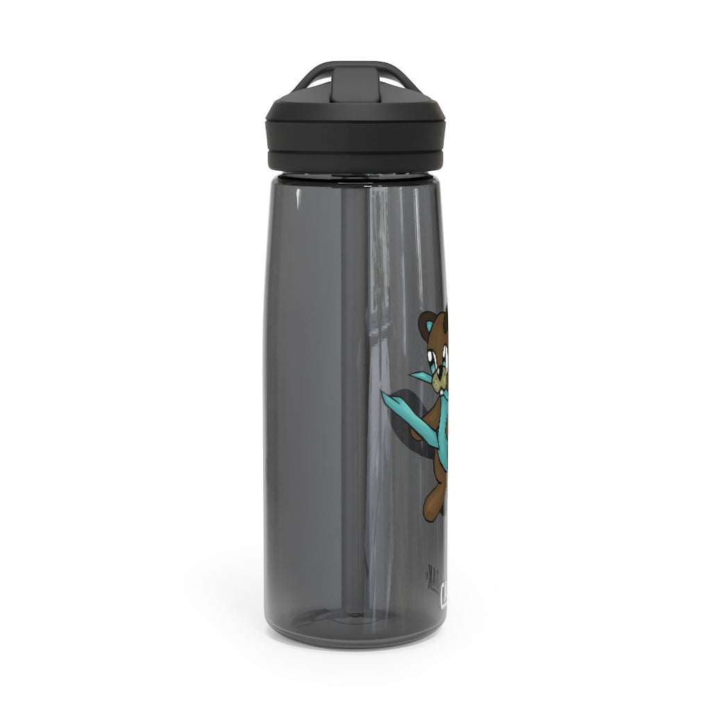 Beatrice CamelBak Eddy® Water Bottle in 20oz and 25oz sizes, showcasing its durable Tritan™ material and spill-proof biting valve.