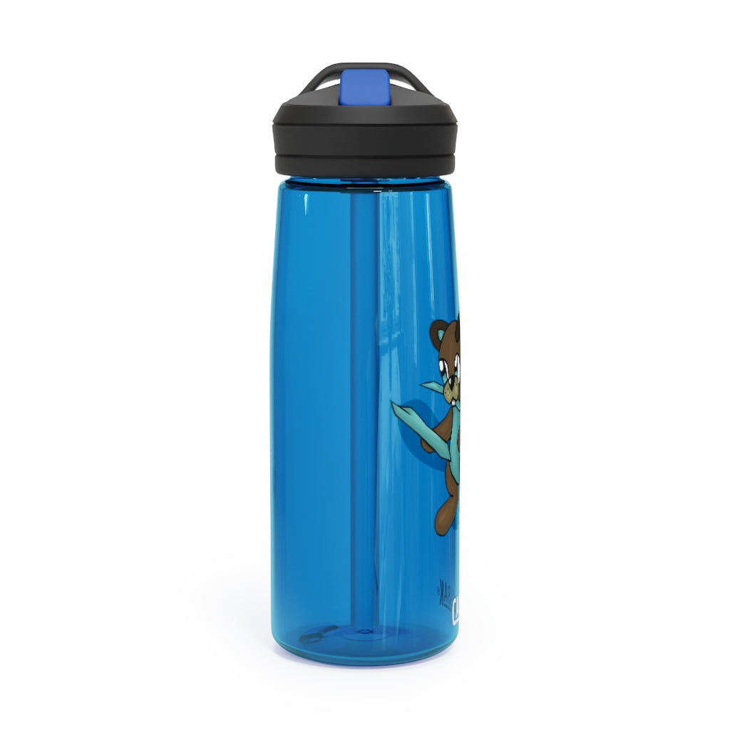 Beatrice CamelBak Eddy® Water Bottle in 20oz and 25oz sizes, showcasing its durable Tritan™ material and spill-proof biting valve.