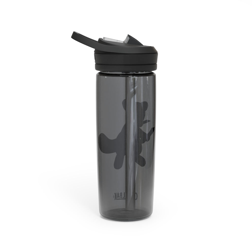 Beatrice CamelBak Eddy® Water Bottle in 20oz and 25oz sizes, showcasing its durable Tritan™ material and spill-proof biting valve.