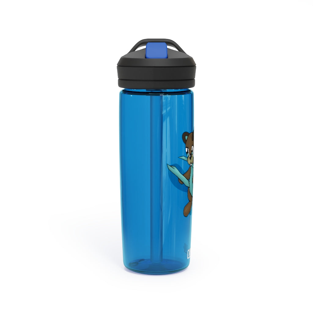 Beatrice CamelBak Eddy® Water Bottle in 20oz and 25oz sizes, showcasing its durable Tritan™ material and spill-proof biting valve.