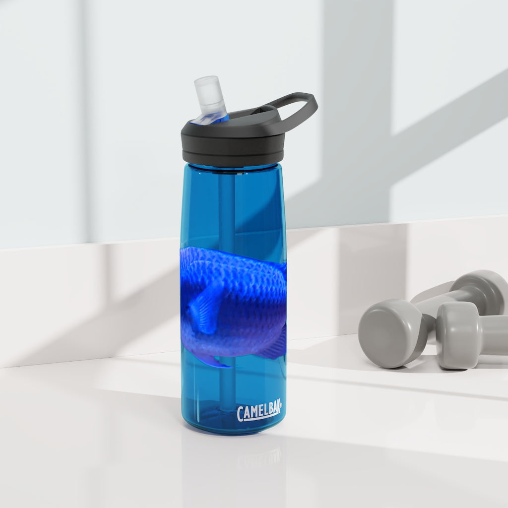 Blue Fish CamelBak Eddy® Water Bottle in 20oz and 25oz sizes, showcasing its robust design and spill-proof valve.