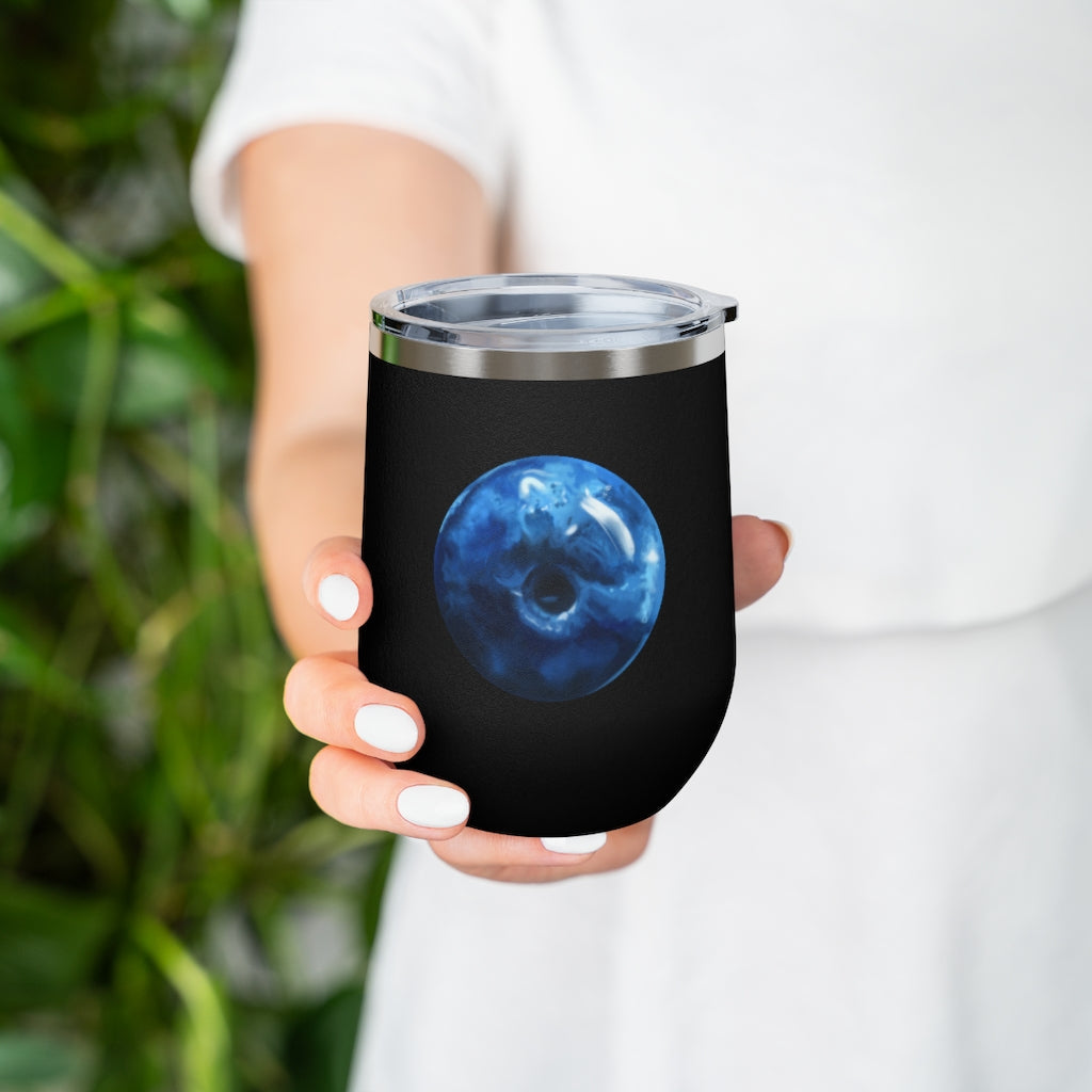 Blueberry 12oz insulated wine tumbler with a clear lid, showcasing a stylish design suitable for hot and cold beverages.