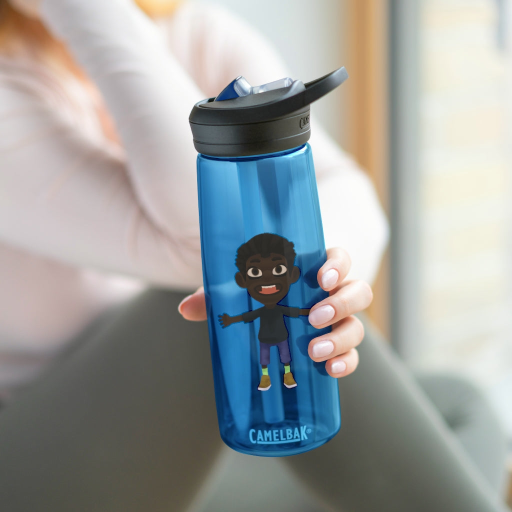 Boy CamelBak Eddy® Water Bottle in 20oz and 25oz sizes, showcasing durable Tritan™ material and spill-proof design.