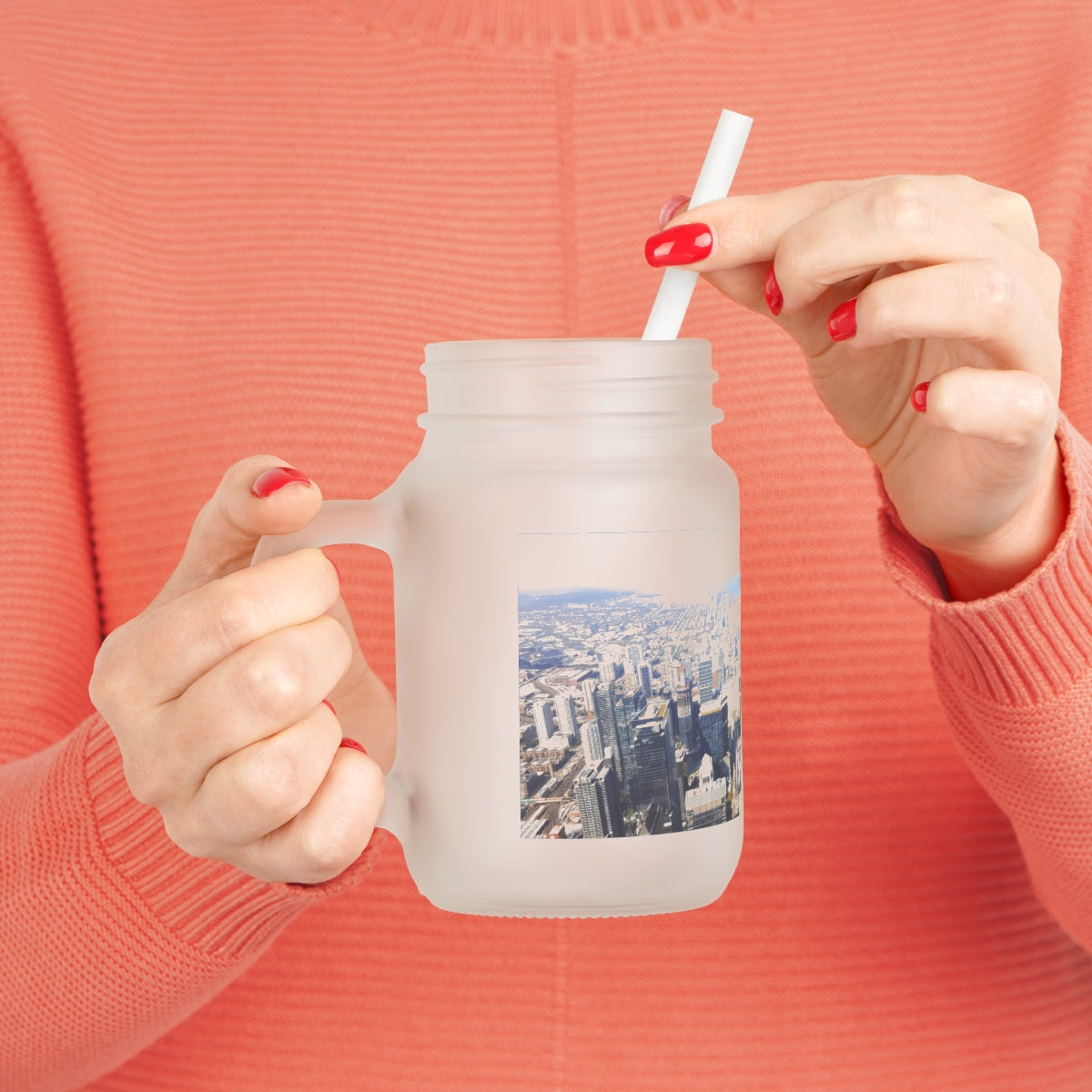 Chicago Skyline Mason Jar with straw and lid, showcasing a frosted glass design perfect for personalized drinks.