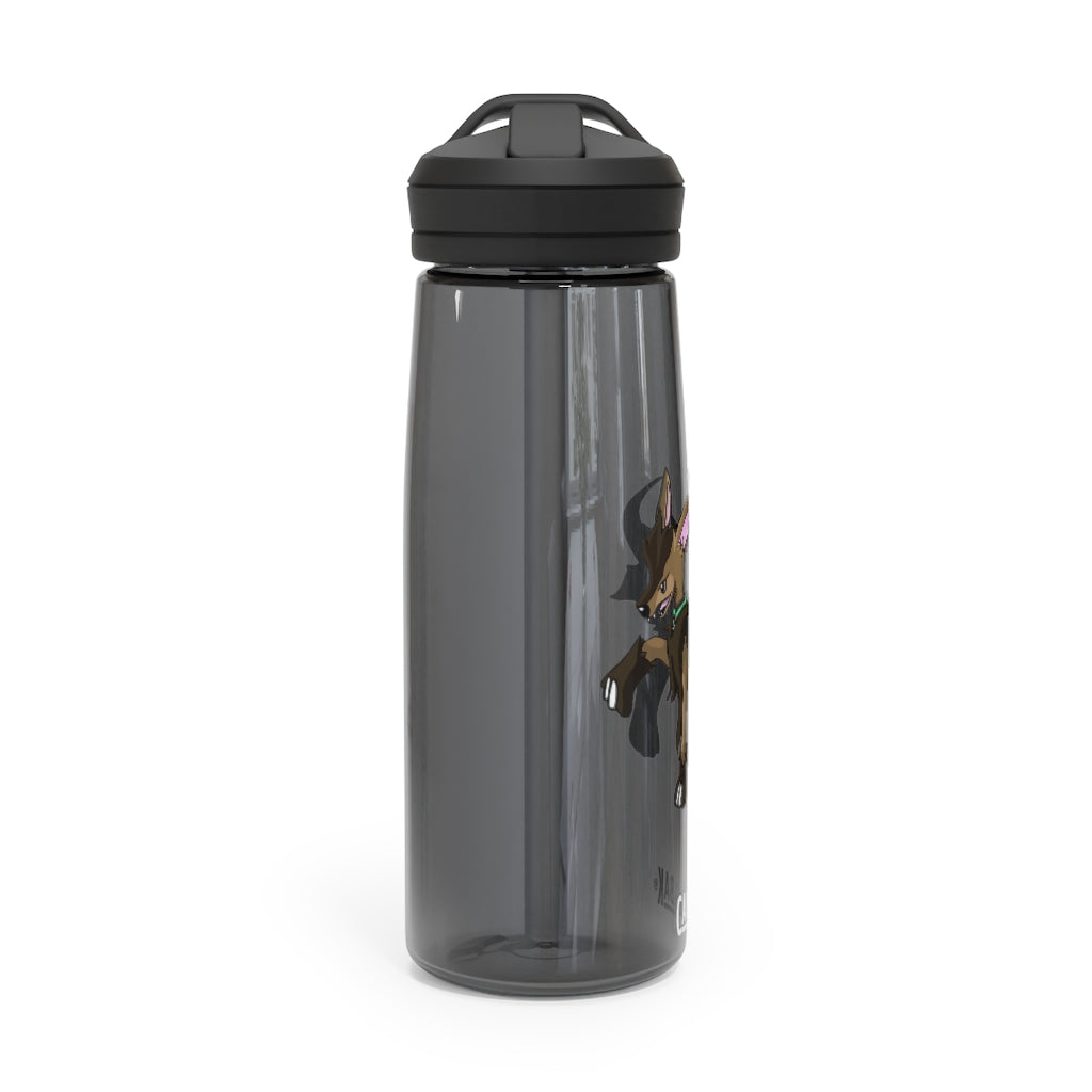 Chiwuahun CamelBak Eddy® Water Bottle in 20oz and 25oz sizes, showcasing its robust design and easy-carry handle.