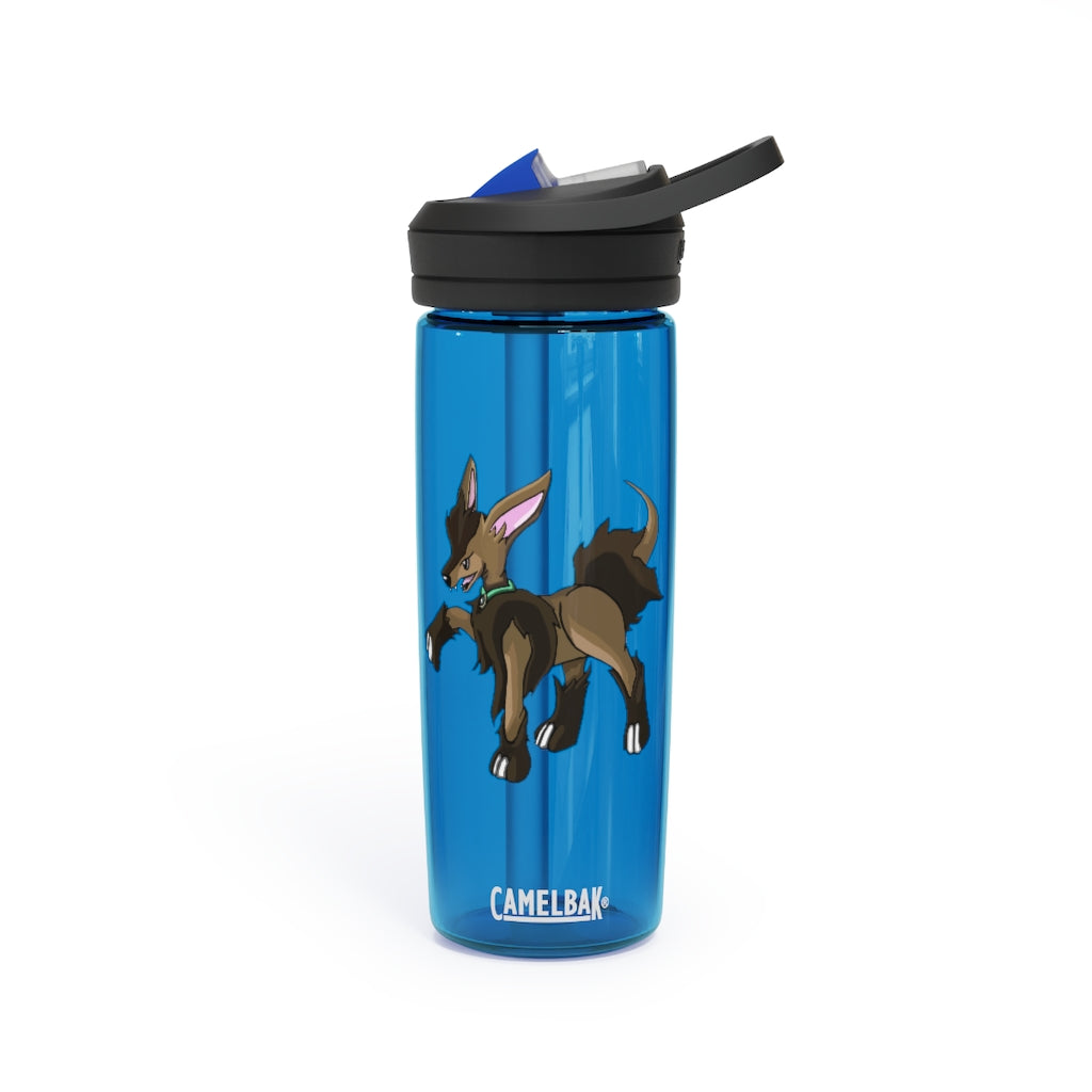 Chiwuahun CamelBak Eddy® Water Bottle in 20oz and 25oz sizes, showcasing its robust design and easy-carry handle.