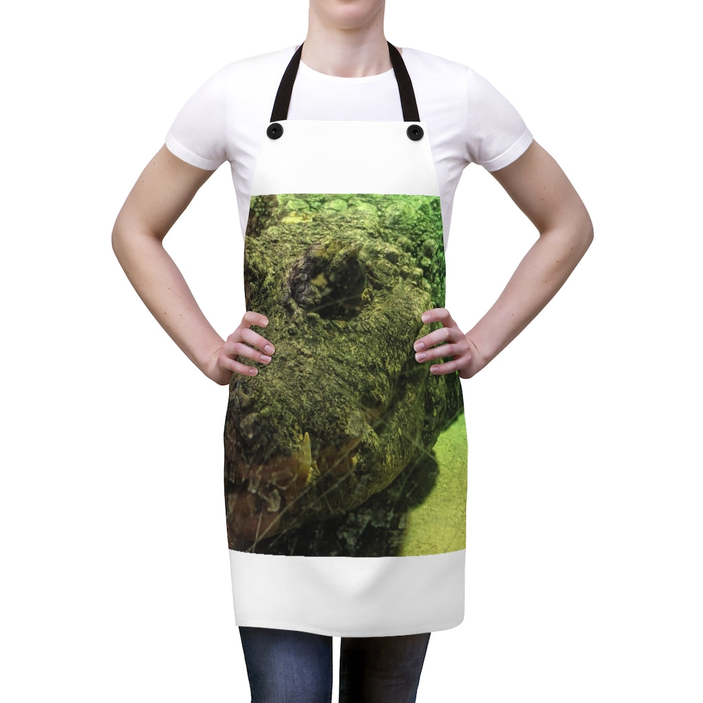 Crocodile Apron made of durable polyester with stylish design and black detachable twill straps.