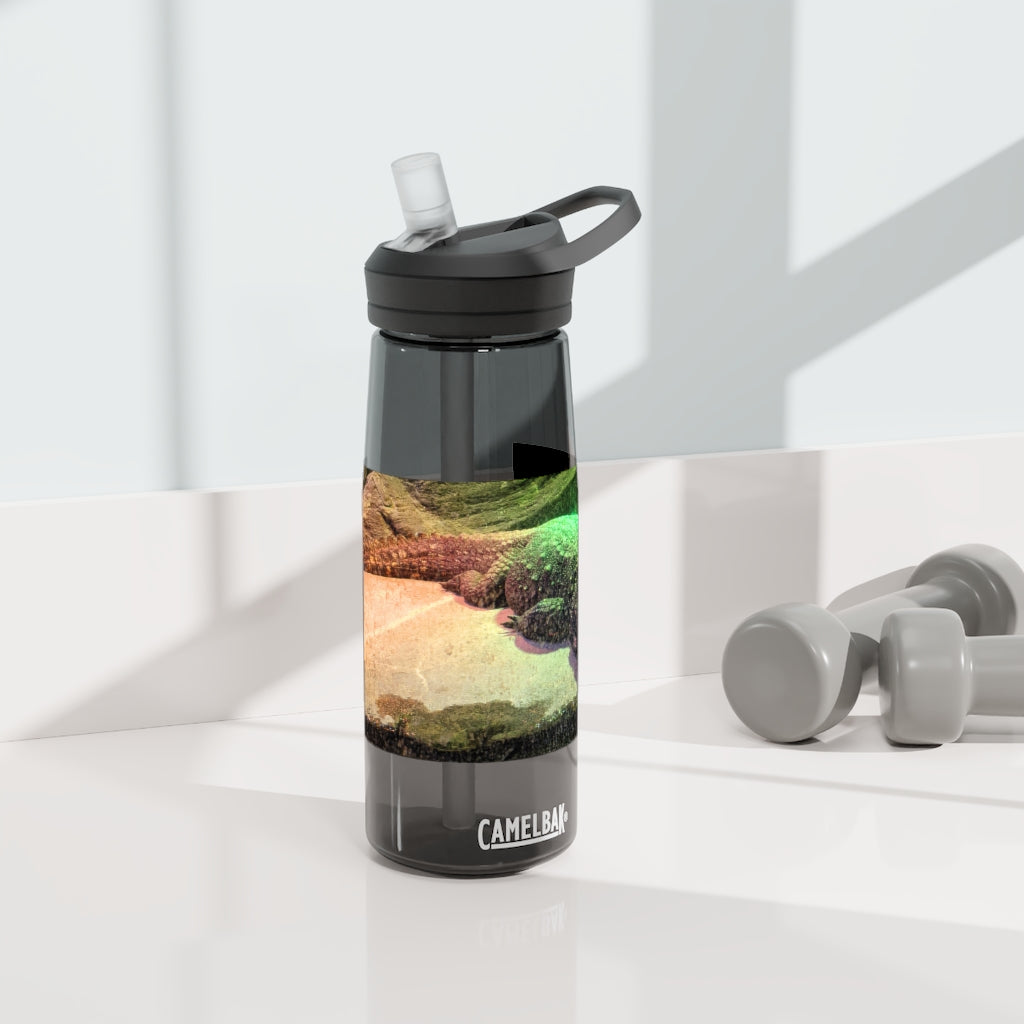 Crocodile CamelBak Eddy® Water Bottle in 20oz and 25oz sizes, showcasing its durable Tritan™ material and spill-proof design.