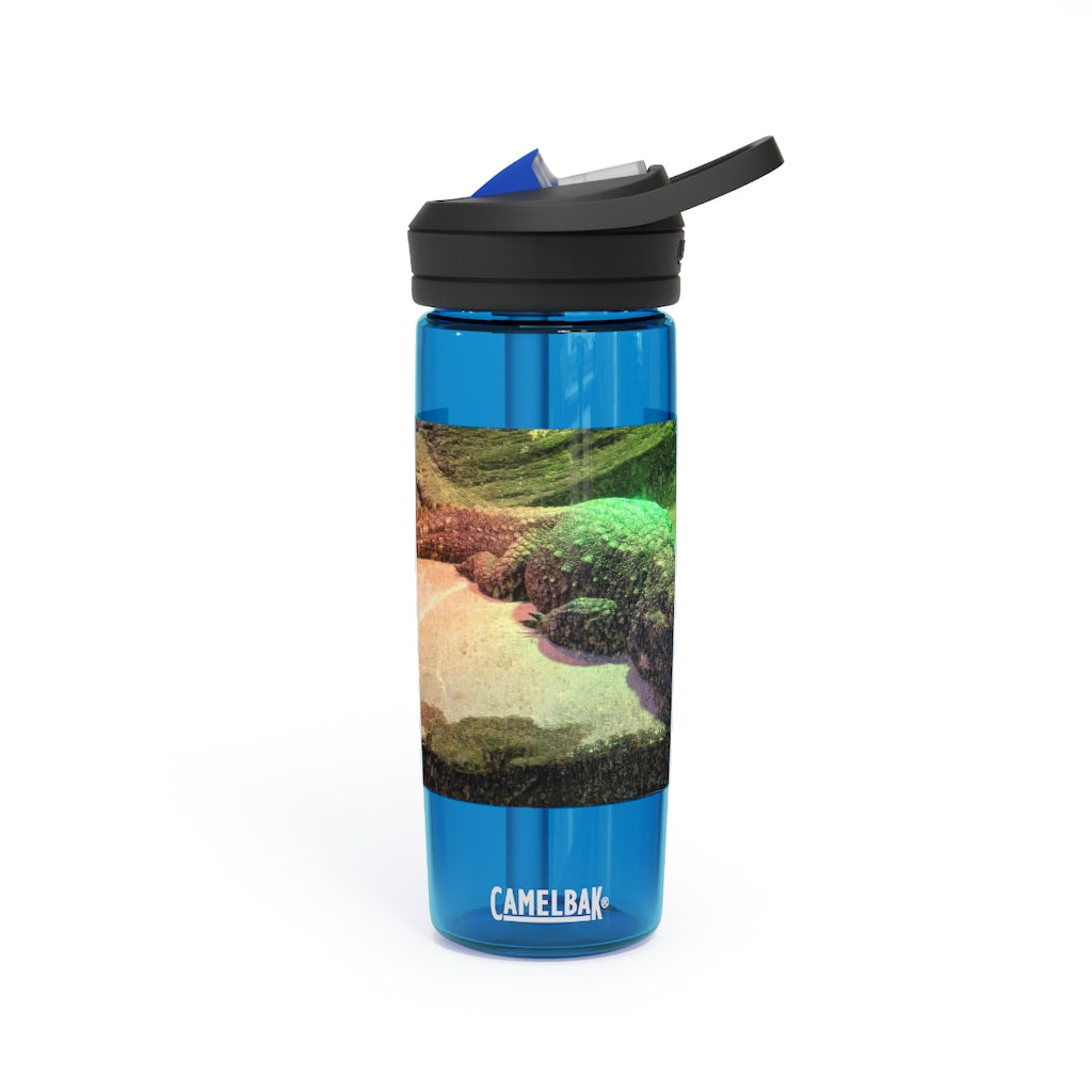 Crocodile CamelBak Eddy® Water Bottle in 20oz and 25oz sizes, showcasing its durable Tritan™ material and spill-proof design.