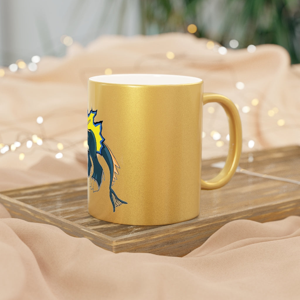 Doffis Metallic Mug in Silver and Gold, showcasing personalized designs and a C-handle.