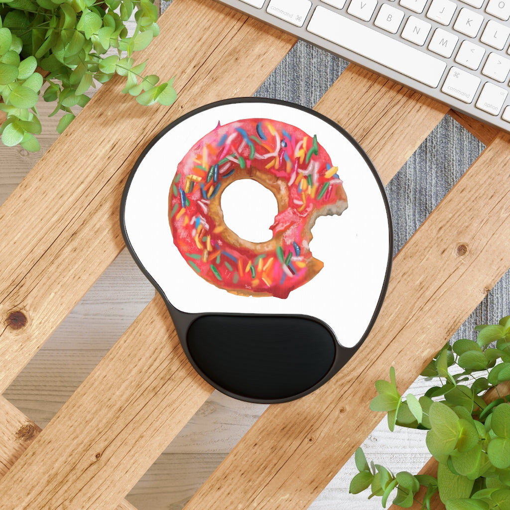 Donut-shaped mouse pad with ergonomic Memory Foam wrist rest and customizable neoprene insert, featuring a semi-opaque black plastic base.