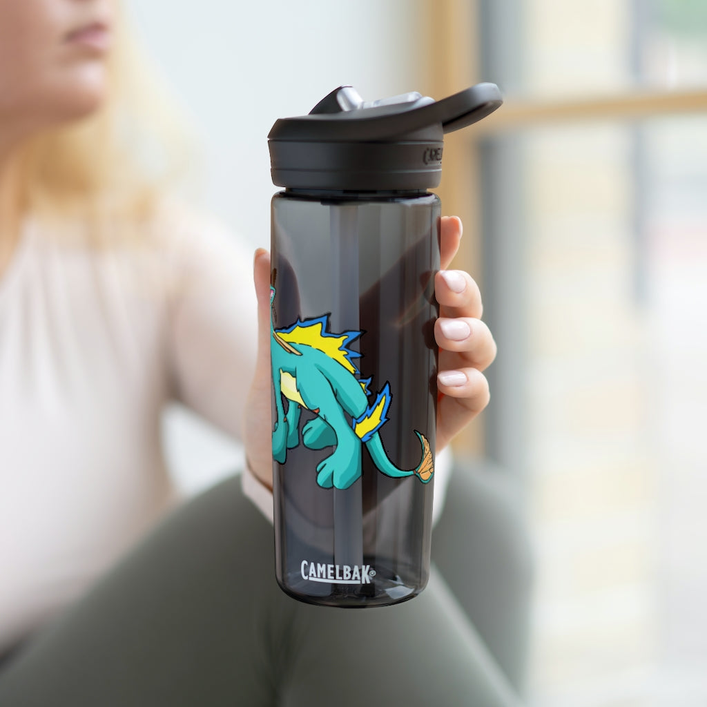 Doudro CamelBak Eddy® Water Bottle in 20oz and 25oz sizes, showcasing its durable Tritan™ material and spill-proof design.