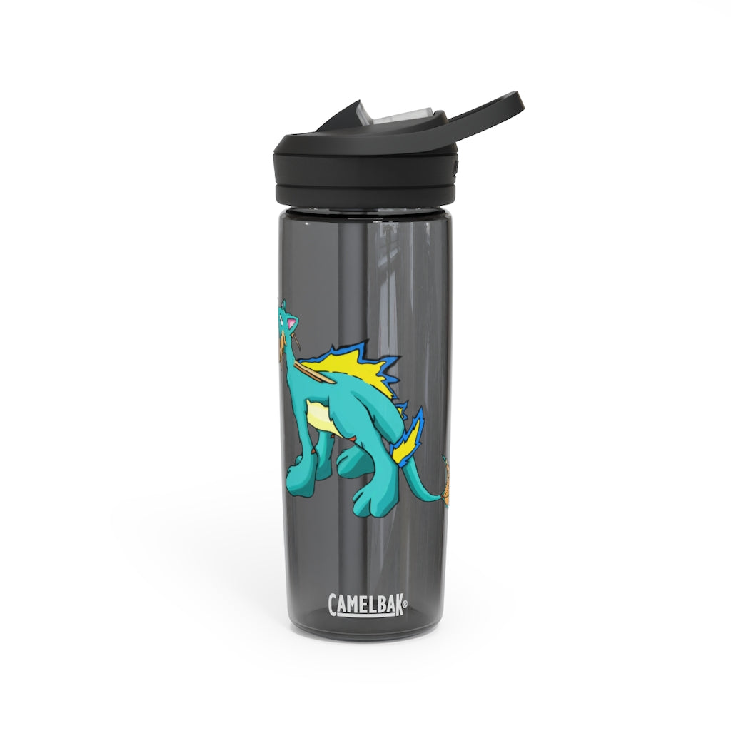 Doudro CamelBak Eddy® Water Bottle in 20oz and 25oz sizes, showcasing its durable Tritan™ material and spill-proof design.