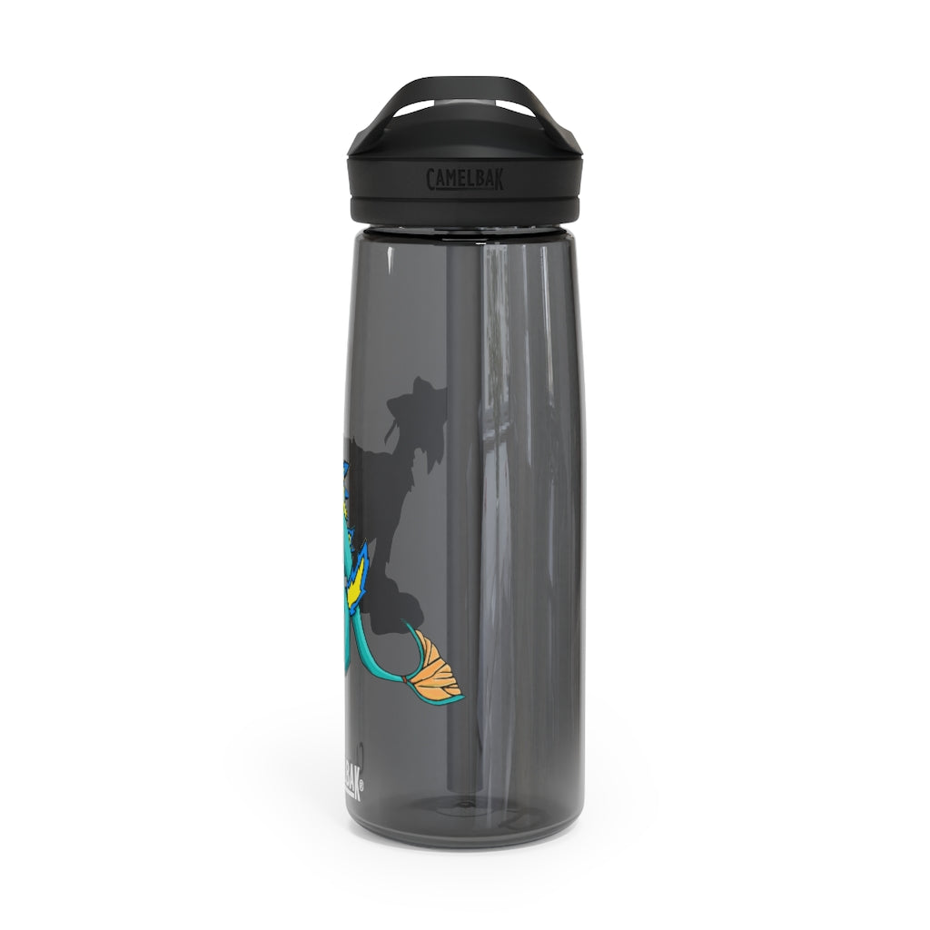 Doudro CamelBak Eddy® Water Bottle in 20oz and 25oz sizes, showcasing its durable Tritan™ material and spill-proof design.