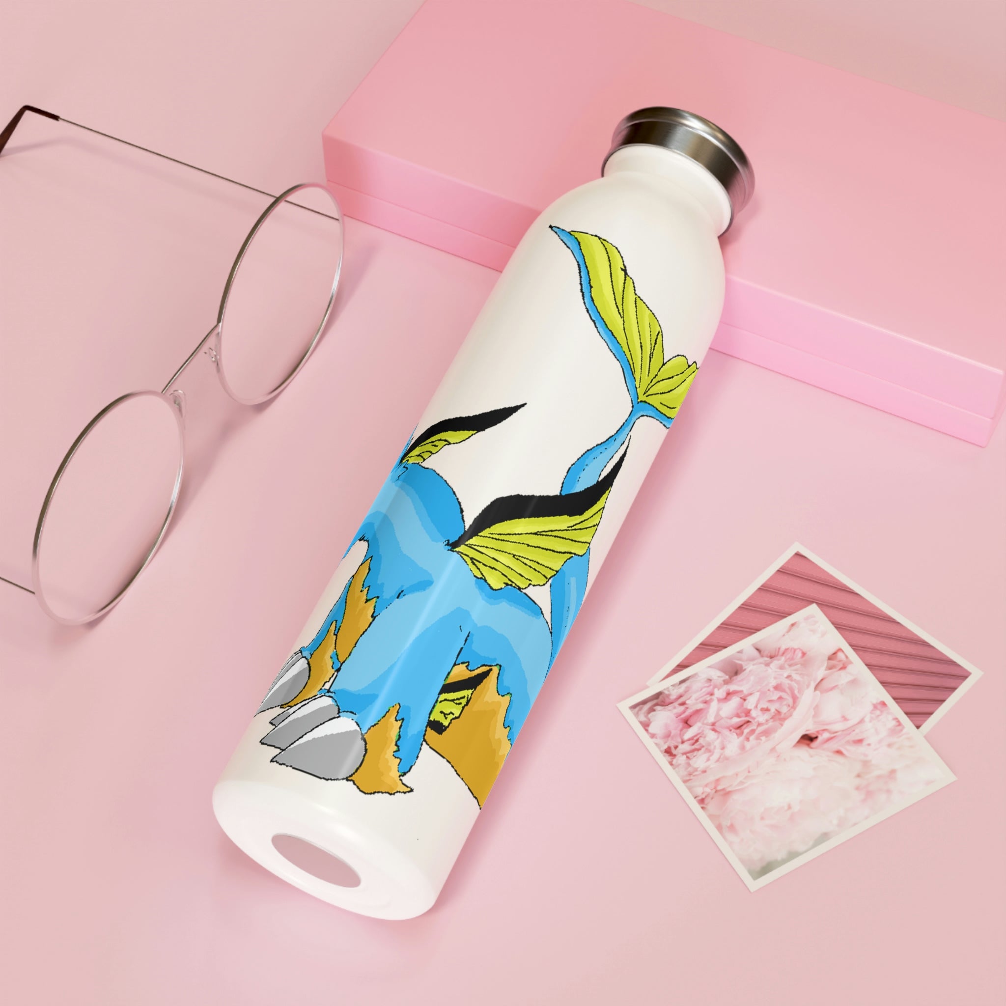 Drago Slim Water Bottle with matte finish and silver cap, showcasing personalized designs.