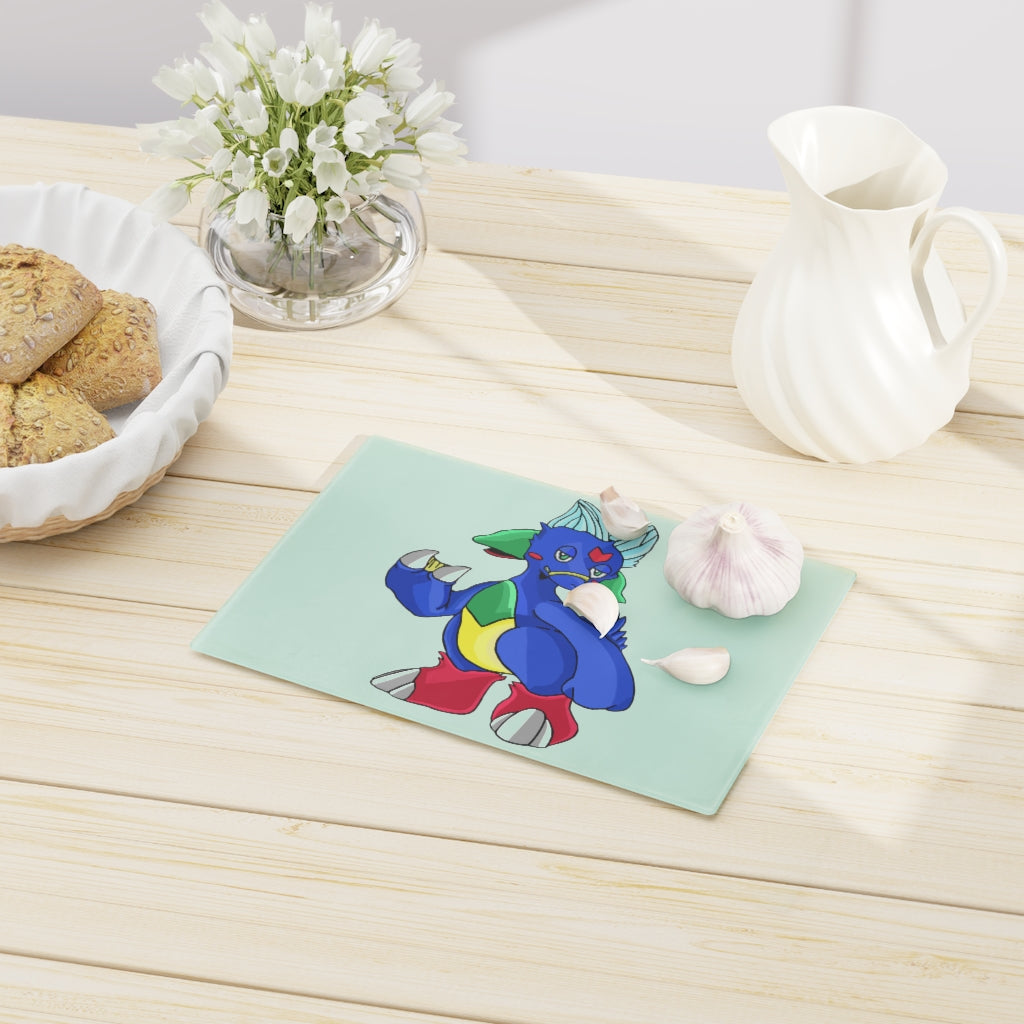 Duldi Cutting Board made of tempered glass with rubber dots for stability, showcasing a personalized design.