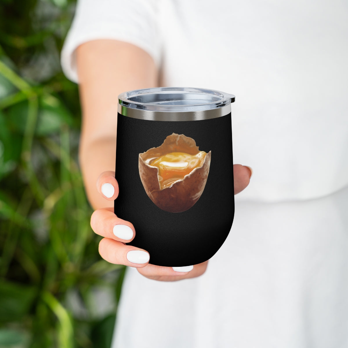 Egg 12oz insulated wine tumbler with clear lid, showcasing a stylish design suitable for hot and cold beverages.