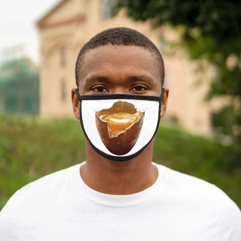 Egg Mixed-Fabric Face Mask featuring a black outer edge and earloops, with a stylish design suitable for everyday use.