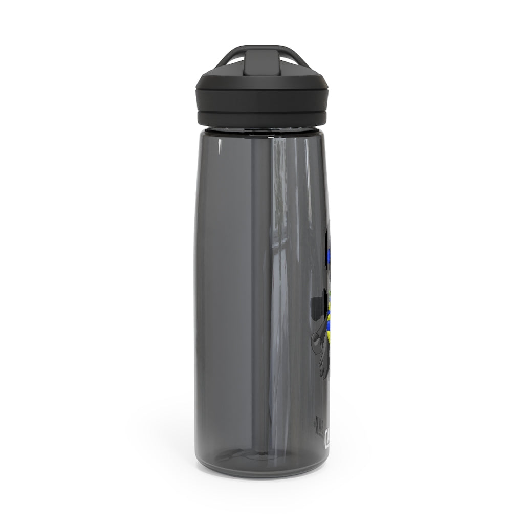 Glissgliss CamelBak Eddy® Water Bottle in 20oz and 25oz sizes, showcasing its robust design and spill-proof features.