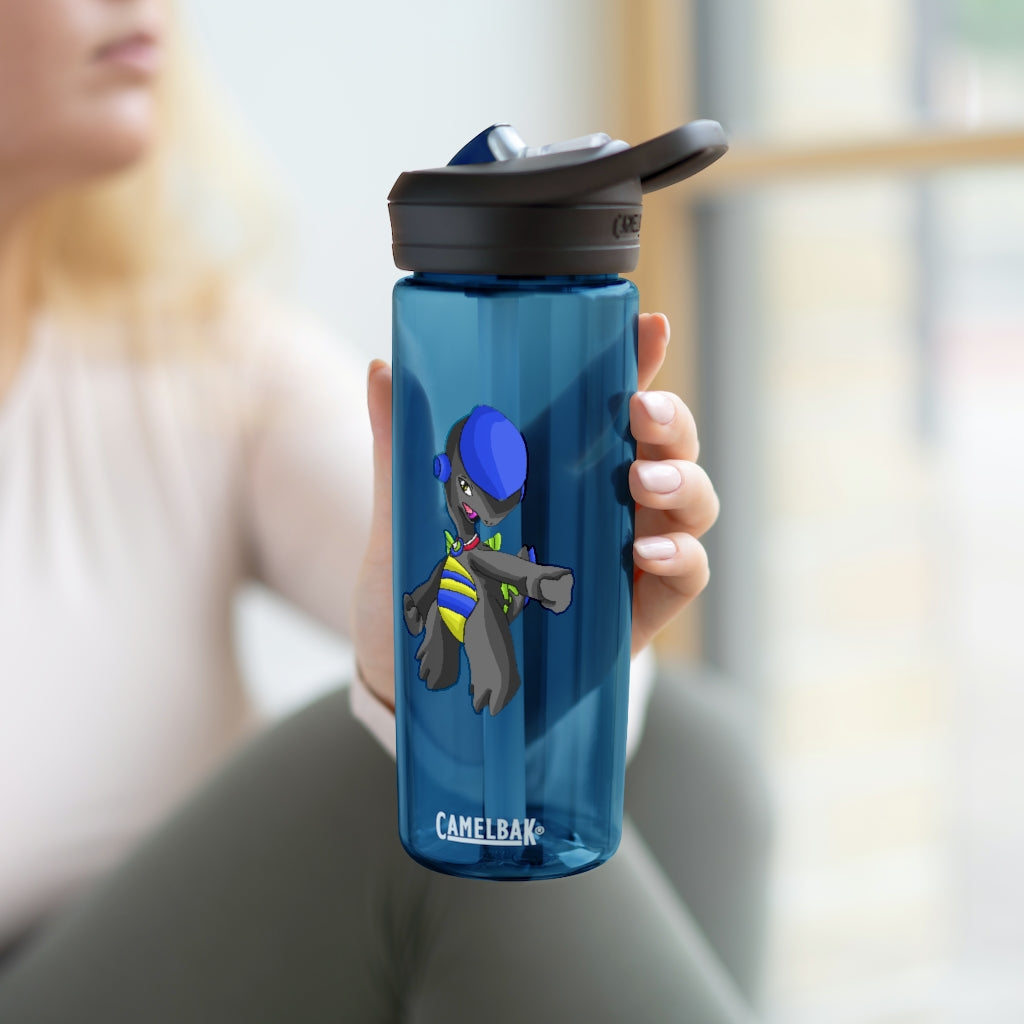 Glissgliss CamelBak Eddy® Water Bottle in 20oz and 25oz sizes, showcasing its robust design and spill-proof features.