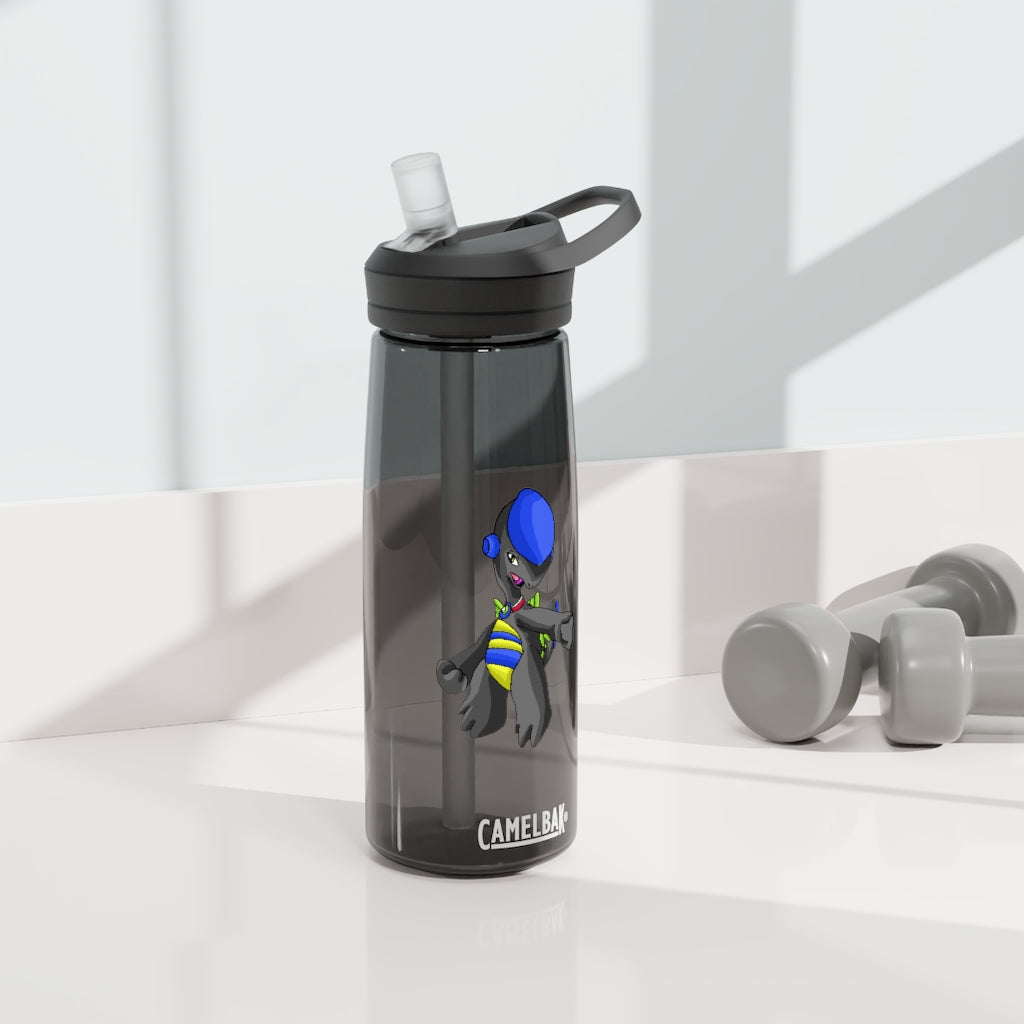 Glissgliss CamelBak Eddy® Water Bottle in 20oz and 25oz sizes, showcasing its robust design and spill-proof features.