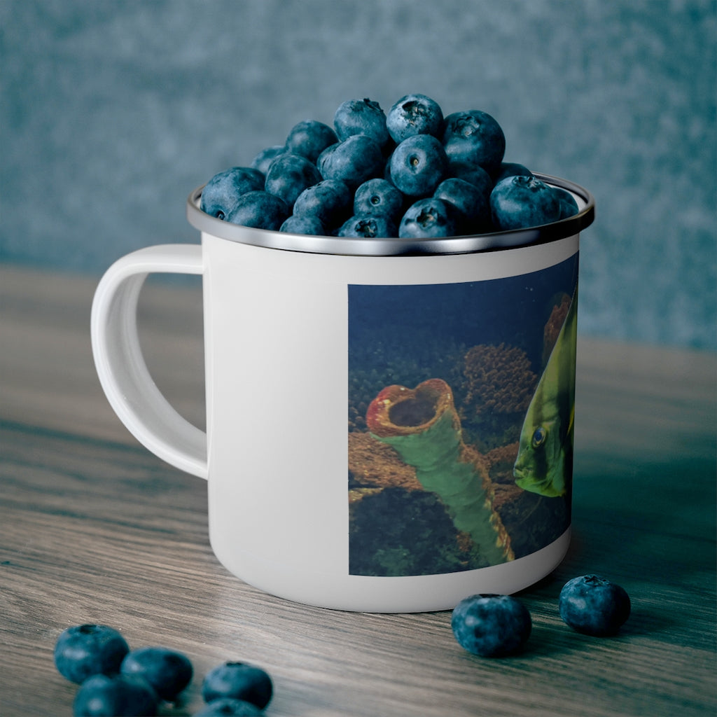 Green Fish Enamel Camping Mug with a C-handle, showcasing a vibrant design and durable stainless steel construction, perfect for outdoor adventures.