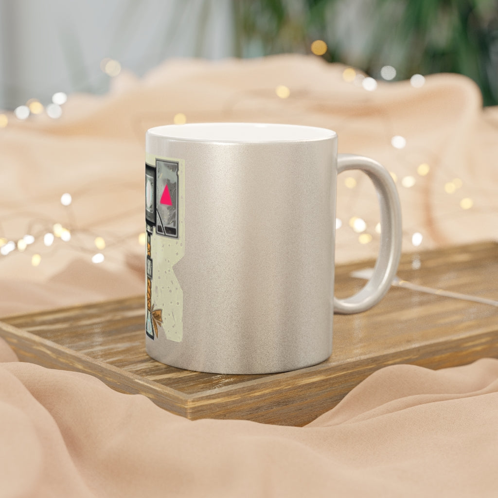 Hammer Metallic Mug in Silver and Gold finishes, showcasing personalized designs and a comfortable C-handle.