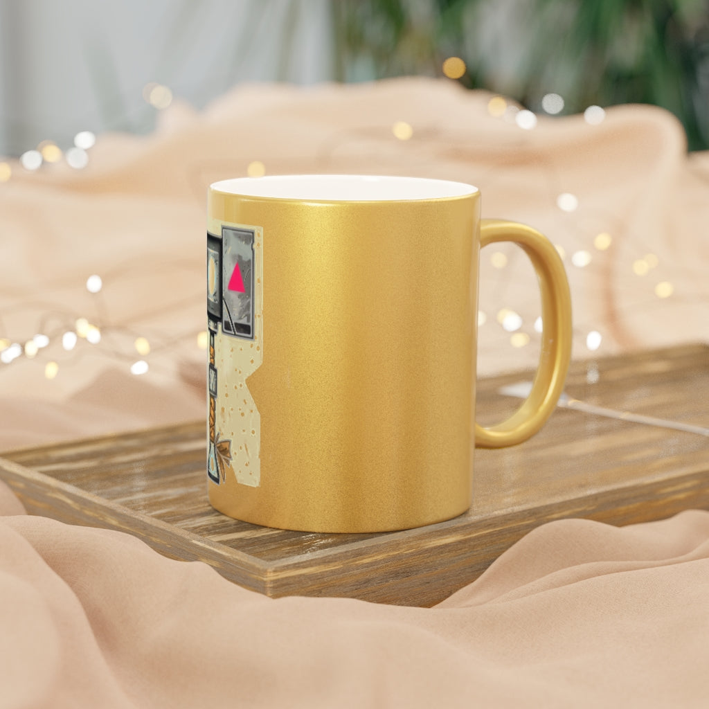 Hammer Metallic Mug in Silver and Gold finishes, showcasing personalized designs and a comfortable C-handle.