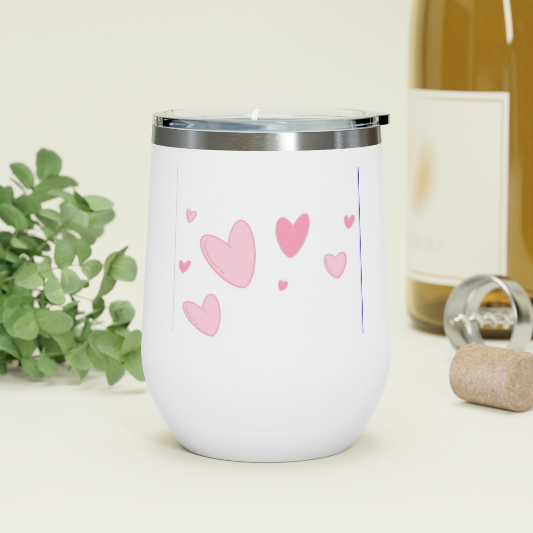 Hearts Wine Tumbler with a stylish design, double insulated, featuring a clear plastic lid for easy sipping.