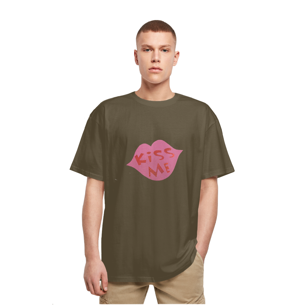 KissMe Heavy Oversized T-Shirt in soft cotton fabric with a classic crew neck and dropped shoulder design, perfect for casual streetwear.