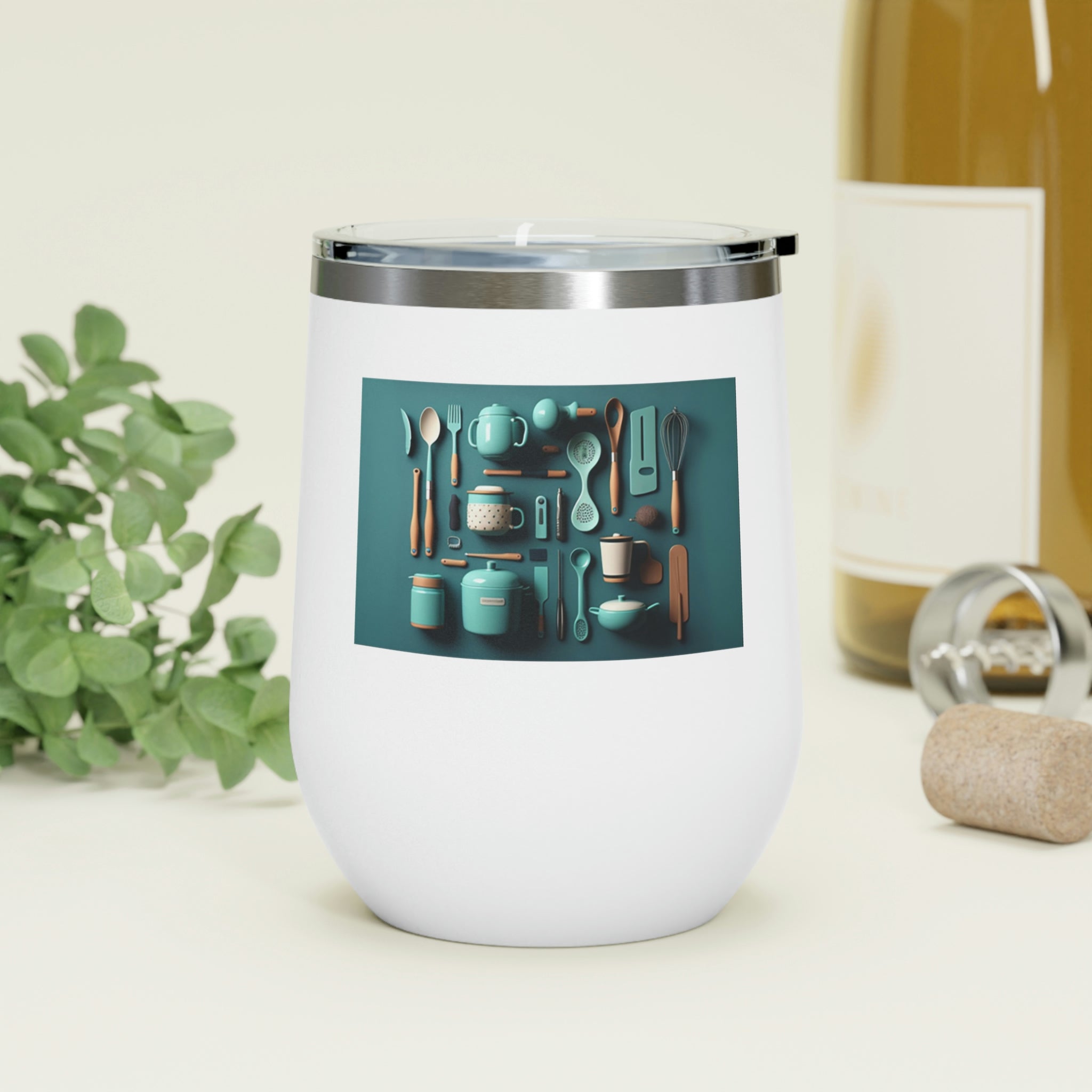 Stylish Kitchen Utensils Wine Tumbler with clear lid and double insulation, perfect for hot and cold beverages.