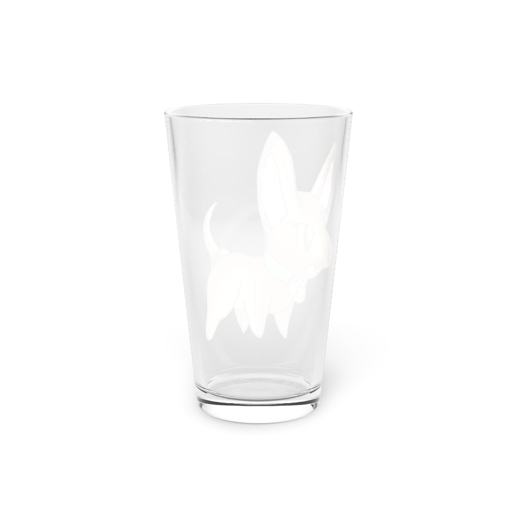 A clear 16oz LG pint glass showcasing its sleek design, perfect for personalized drinks.