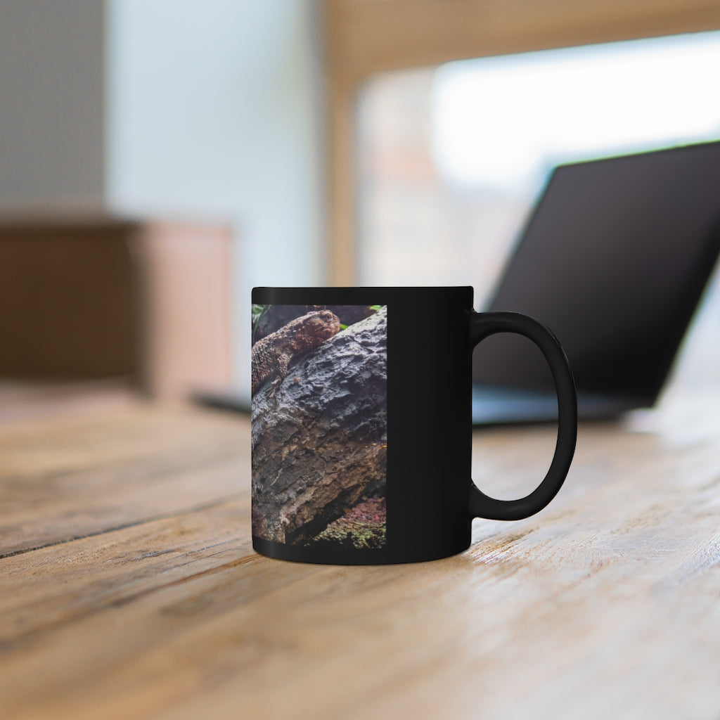 Lizard 11oz black ceramic mug with a sleek design, perfect for coffee, tea, or hot chocolate.