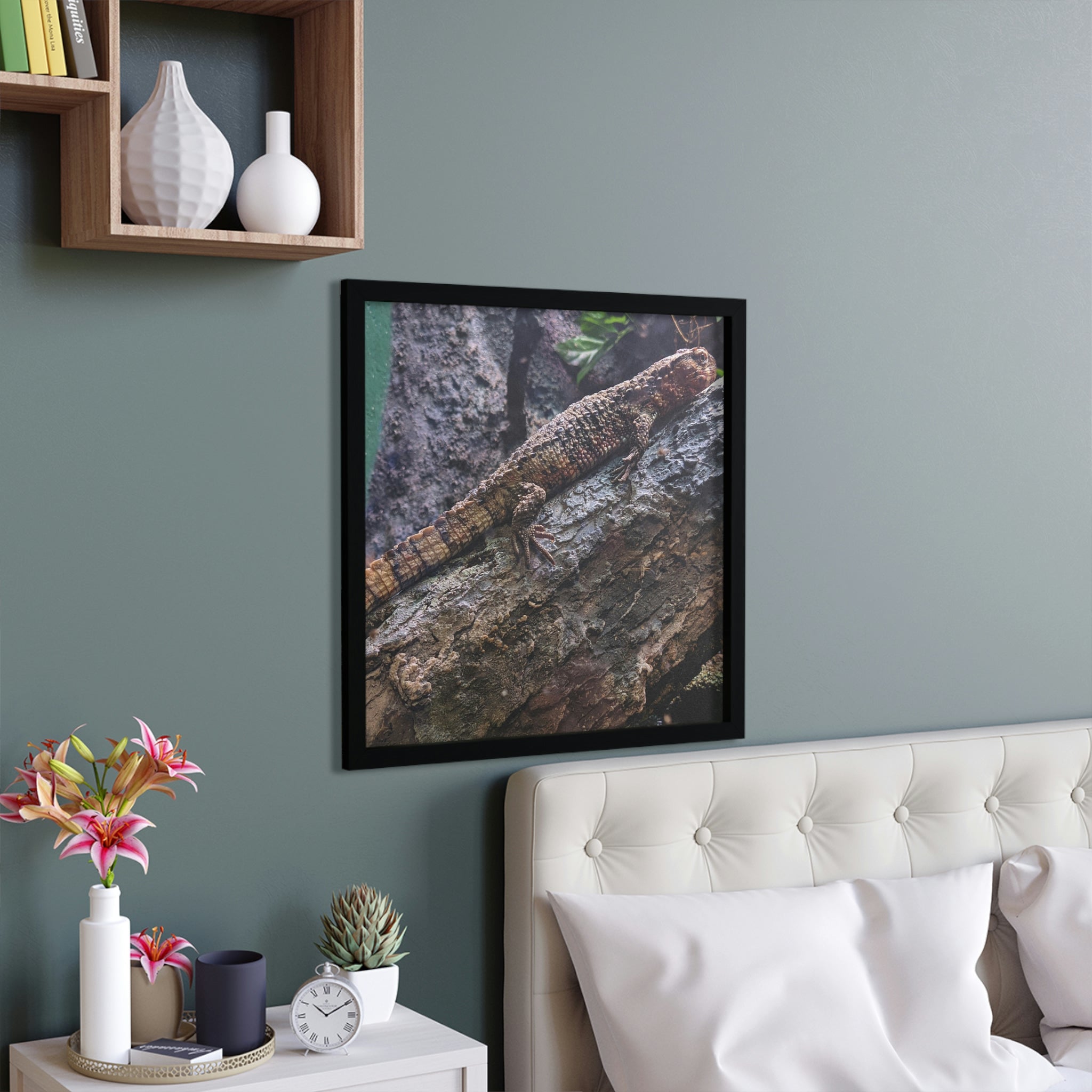 A beautifully framed lizard poster showcasing vibrant colors and intricate details, perfect for home decor.