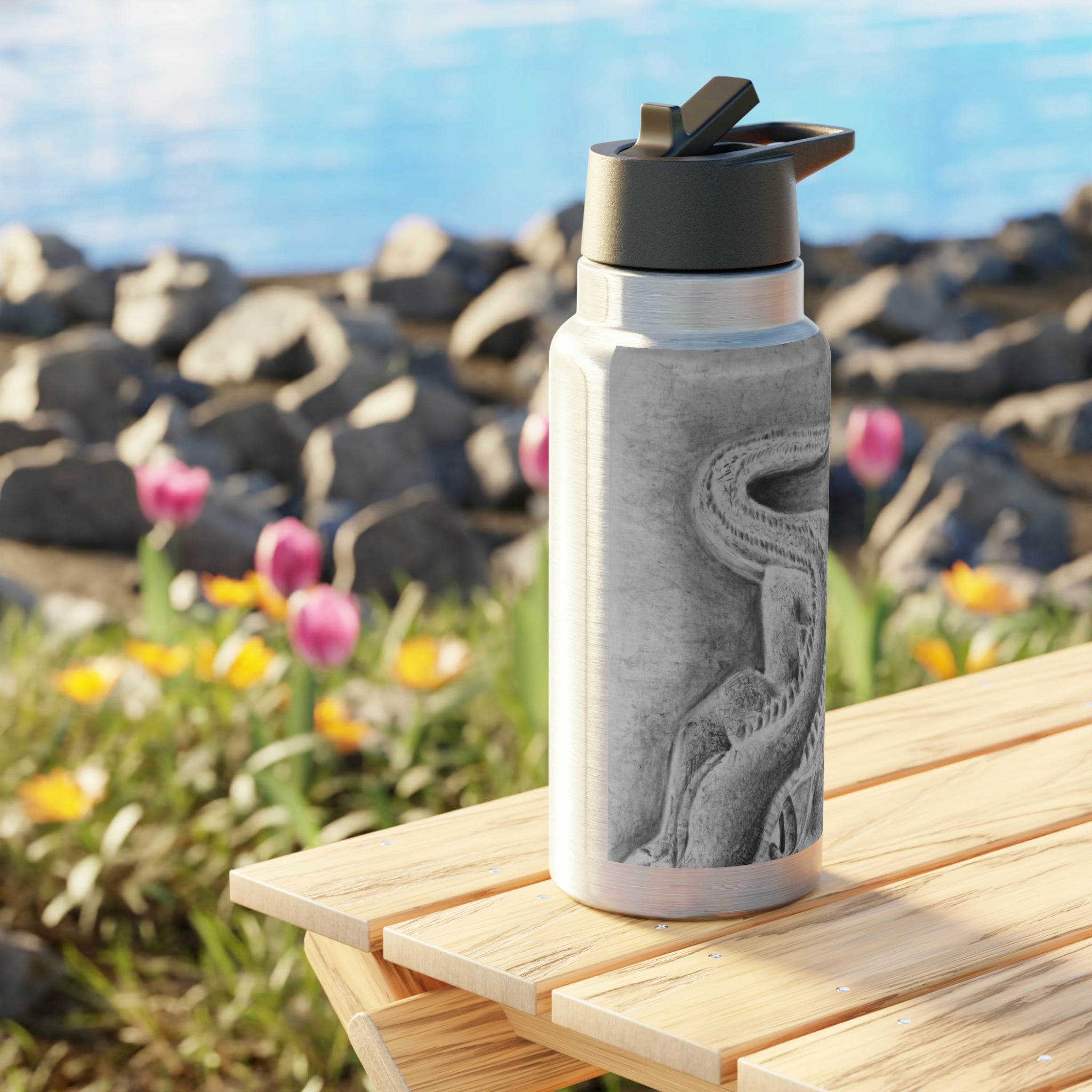 Lizzy the Lizard Gator Tumbler, 32oz stainless steel drinkware with a vibrant lizard design and included plastic straw.