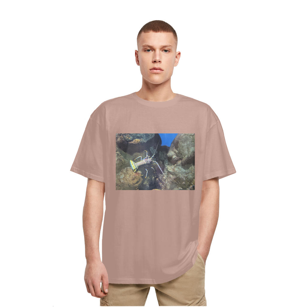 Lobster Heavy Oversized T-Shirt featuring a crew neck, dropped shoulders, and soft cotton fabric, perfect for casual streetwear.