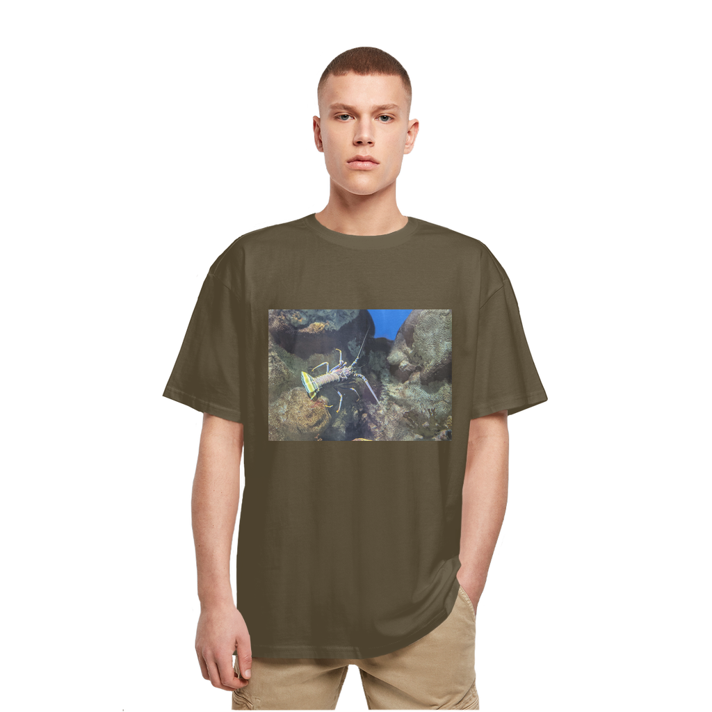 Lobster Heavy Oversized T-Shirt featuring a crew neck, dropped shoulders, and soft cotton fabric, perfect for casual streetwear.