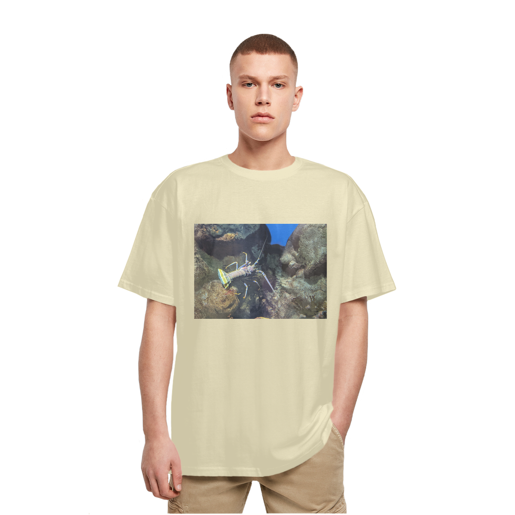 Lobster Heavy Oversized T-Shirt featuring a crew neck, dropped shoulders, and soft cotton fabric, perfect for casual streetwear.