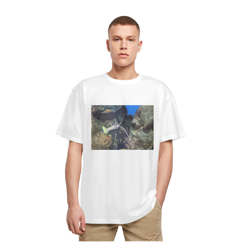 Lobster Heavy Oversized T-Shirt featuring a crew neck, dropped shoulders, and soft cotton fabric, perfect for casual streetwear.