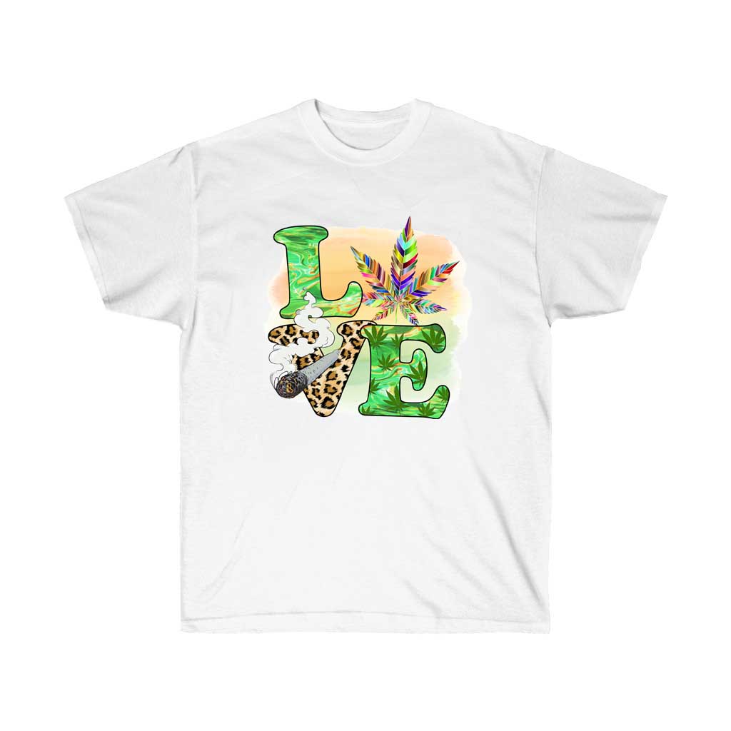 LOVE Cannabis T-Shirt made from 100% soft cotton, featuring a stylish design suitable for all cannabis enthusiasts.