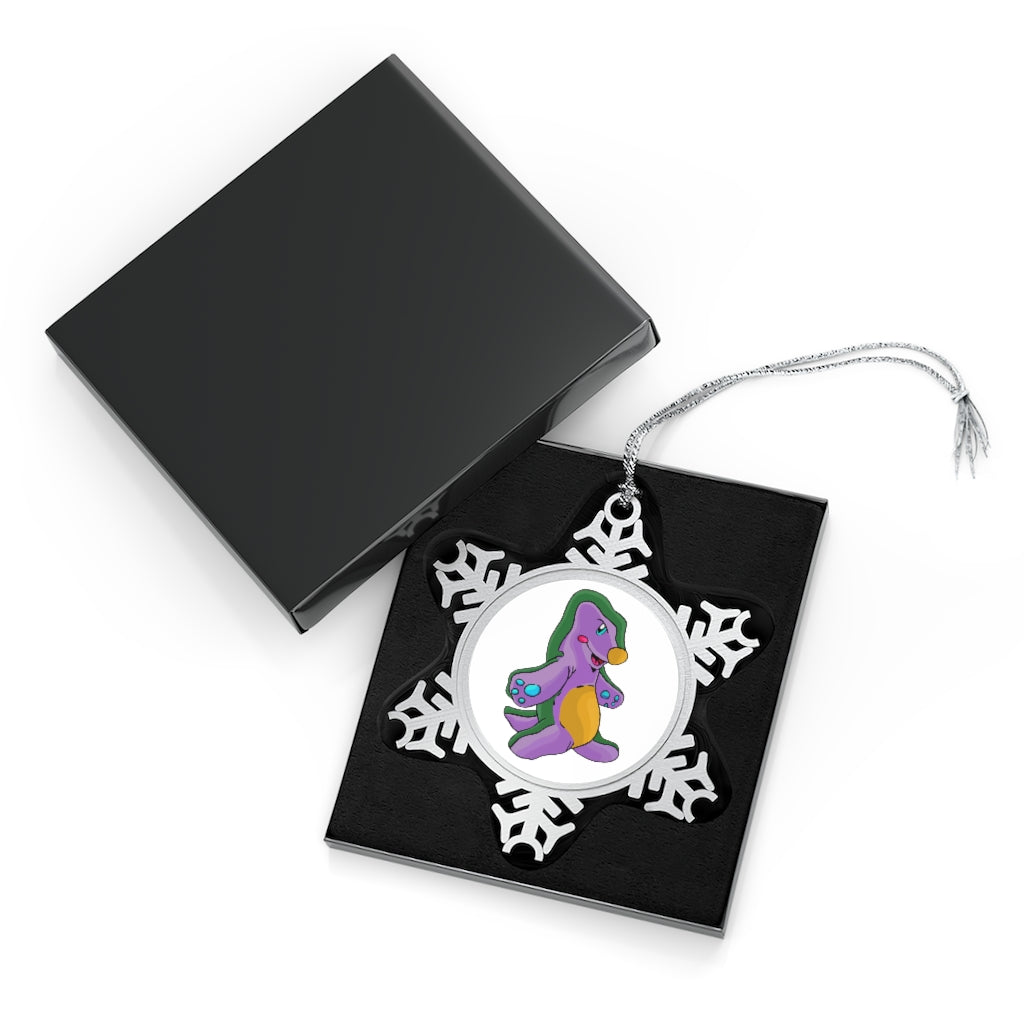 Makket Pewter Snowflake Ornament with silver-toned hanging string, showcasing intricate snowflake design.